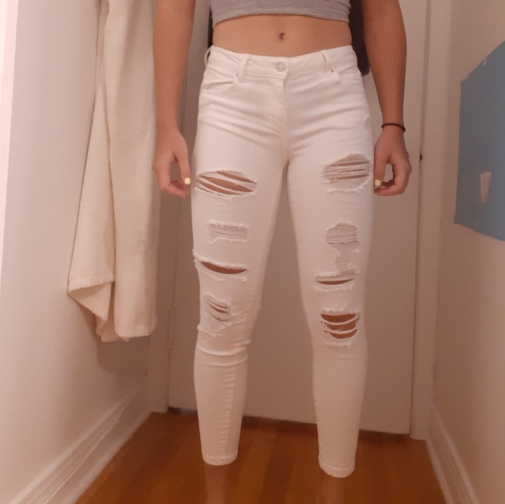 Garage Ripped Jeans